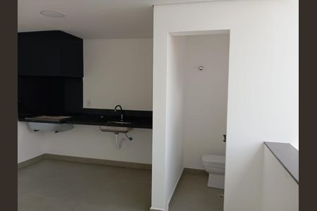 Casa à venda com 170m², 3 quartos e 4 vagasAREA INTERNA