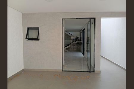 GARAGEM de casa à venda com 3 quartos, 170m² em Bela Vista, Osasco
