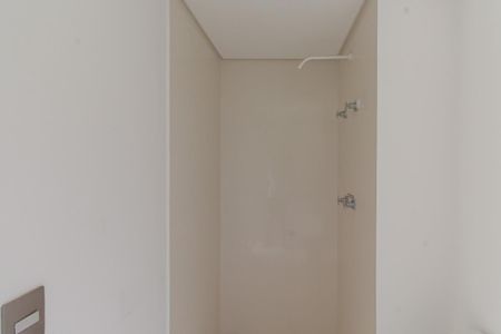 Banheiro de kitnet/studio à venda com 1 quarto, 103m² em Itaim Bibi, São Paulo