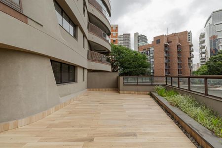 Varanda de kitnet/studio à venda com 1 quarto, 131m² em Itaim Bibi, São Paulo