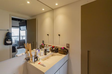 Studio à venda com 94m², 1 quarto e 2 vagasBanheiro da Suíte