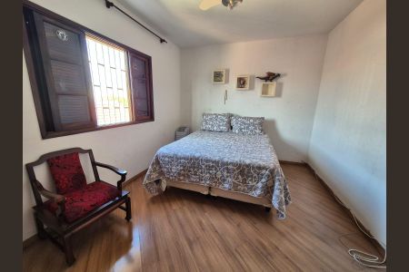 Quarto de casa à venda com 4 quartos, 180m² em Vila Romero, São Paulo