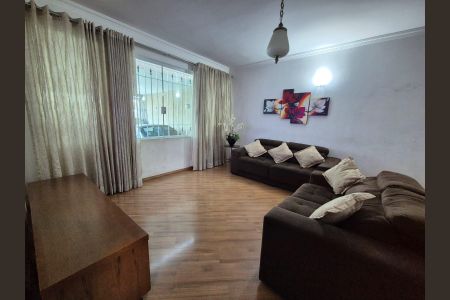 Sala de casa à venda com 4 quartos, 180m² em Vila Romero, São Paulo
