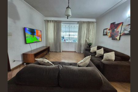 Sala de casa à venda com 4 quartos, 180m² em Vila Romero, São Paulo