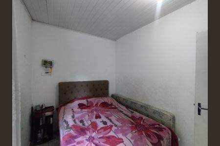 Casa à venda com 335m², 2 quartos e 4 vagasQuarto 