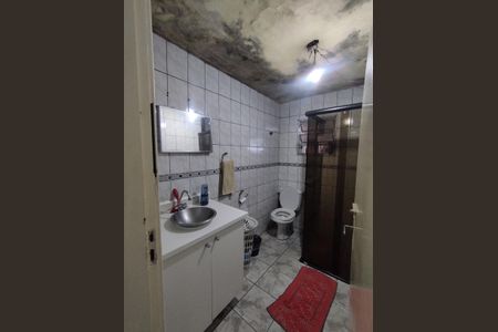 Casa à venda com 335m², 2 quartos e 4 vagasBanheiro - torneira