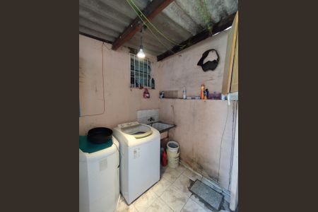 Casa à venda com 335m², 2 quartos e 4 vagasÁrea de Serviço