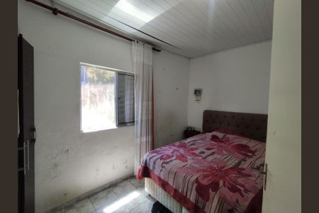 Casa à venda com 335m², 2 quartos e 4 vagasQuarto 