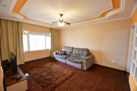 Sala de casa à venda com 3 quartos, 200m² em Parque Ceasa, Campinas