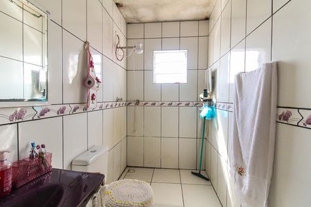 Casa à venda com 150m², 3 quartos e 3 vagasBanheiro da Suíte