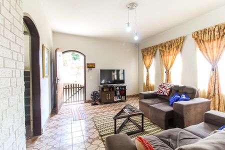 Casa à venda com 150m², 3 quartos e 3 vagasSala