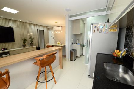 Apartamento à venda com 88m², 3 quartos e 2 vagasCozinha