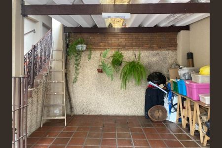 Casa à venda com 115m², 3 quartos e 1 vagaFoto 01