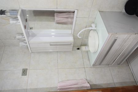 Casa para alugar com 140m², 2 quartos e 2 vagasBanheiro