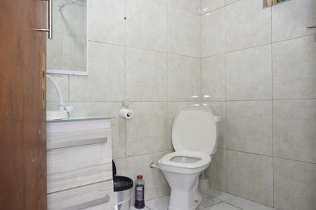 Casa para alugar com 140m², 2 quartos e 2 vagasBanheiro