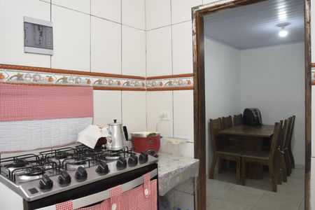 Casa para alugar com 140m², 2 quartos e 2 vagasCozinha