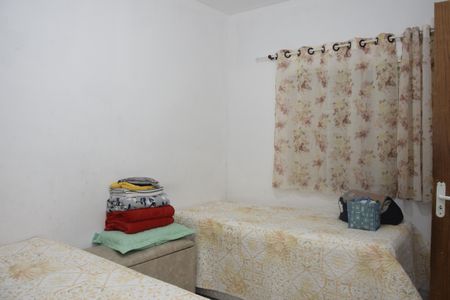 Quarto 1 de casa para alugar com 2 quartos, 140m² em Jardim Santo Onofre, Embu das Artes