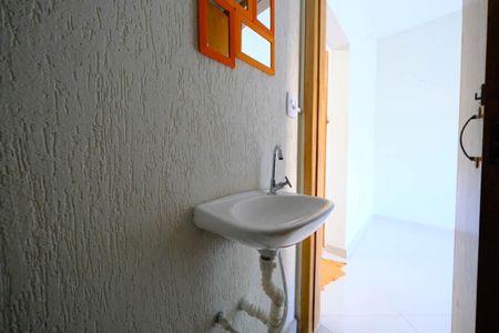 Casa de condomínio à venda com 70m², 2 quartos e 1 vaga