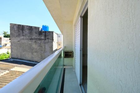 Casa de condomínio à venda com 70m², 2 quartos e 1 vaga