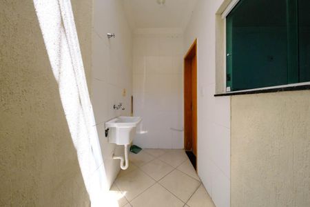 Casa de condomínio à venda com 70m², 2 quartos e 1 vaga