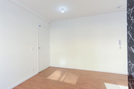 Sala de apartamento para alugar com 2 quartos, 44m² em Jardim Helian, São Paulo