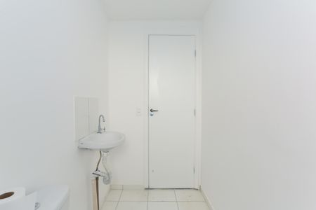 Apartamento para alugar com 44m², 2 quartos e sem vaga Apartamento para alugar com 44m², 2 quartos e sem vagaBanheiro