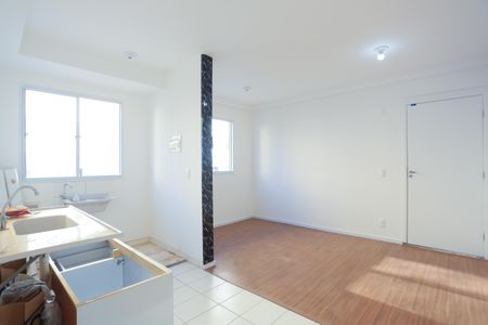 Apartamento para alugar com 44m², 2 quartos e sem vaga Apartamento para alugar com 44m², 2 quartos e sem vagaCozinha / Área de Serviço