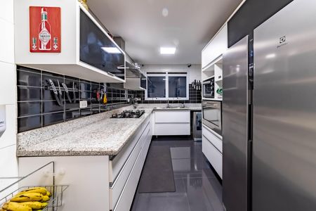 Apartamento à venda com 129m², 2 quartos e 3 vagasCozinha