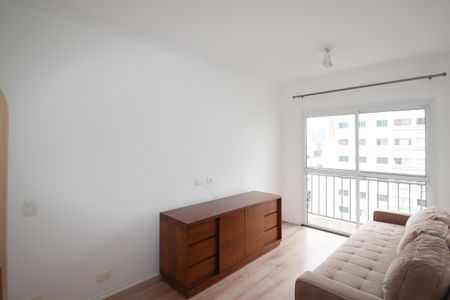 Sala de apartamento para alugar com 1 quarto, 48m² em Indianópolis, São Paulo