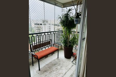 Apartamento para alugar com 45m², 2 quartos e 1 vagaVaranda