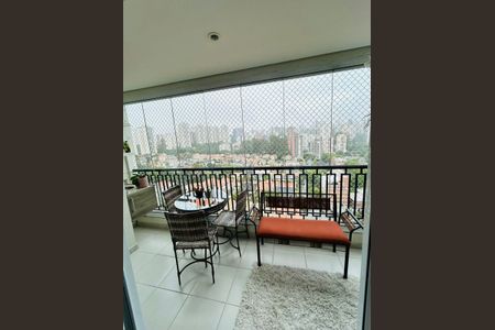 Apartamento para alugar com 45m², 2 quartos e 1 vagaVaranda