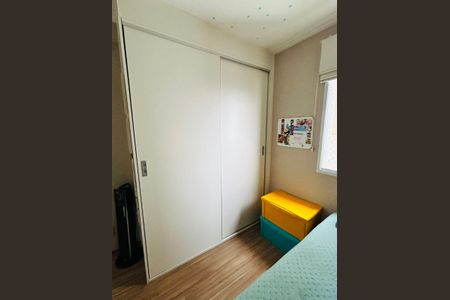 Quarto de apartamento à venda com 2 quartos, 45m² em São Pedro, Osasco