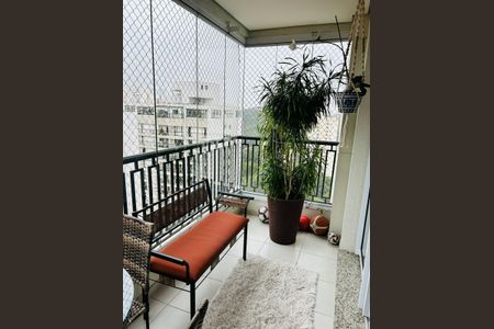 Apartamento para alugar com 45m², 2 quartos e 1 vagaVaranda