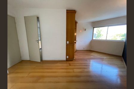 Sala de apartamento para alugar com 3 quartos, 70m² em Butantã, São Paulo