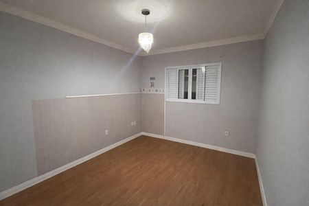 Sala de casa para alugar com 2 quartos, 70m² em Jardim Amoreiras, Campinas