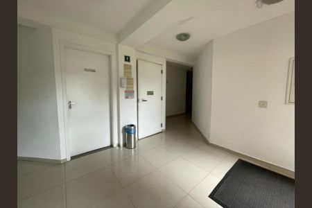 Apartamento para alugar com 44m², 2 quartos e 1 vagaHall de entrada
