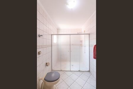 Casa à venda com 300m², 3 quartos e 6 vagas Casa à venda com 300m², 3 quartos e 6 vagasBanheiro Suíte