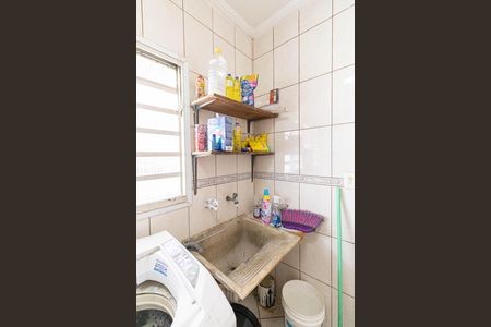 Casa à venda com 300m², 3 quartos e 6 vagas Casa à venda com 300m², 3 quartos e 6 vagasÁrea de Serviço