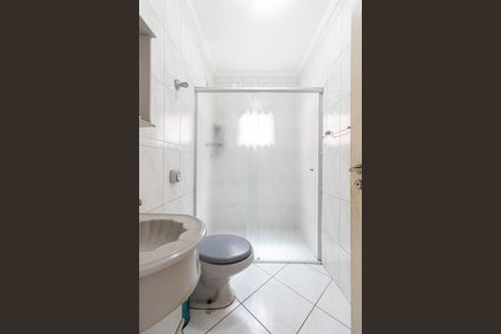 Casa à venda com 300m², 3 quartos e 6 vagas Casa à venda com 300m², 3 quartos e 6 vagasBanheiro 2