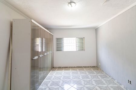 Casa à venda com 300m², 3 quartos e 6 vagas Casa à venda com 300m², 3 quartos e 6 vagasQuarto 2
