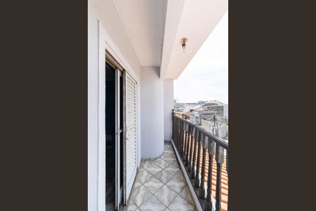 Casa à venda com 300m², 3 quartos e 6 vagas Casa à venda com 300m², 3 quartos e 6 vagasVaranda Suíte