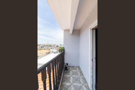 Casa à venda com 300m², 3 quartos e 6 vagas Casa à venda com 300m², 3 quartos e 6 vagasVaranda Suíte