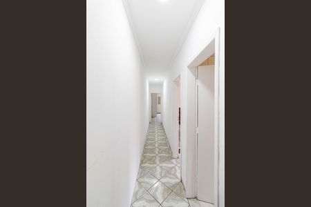 Casa à venda com 300m², 3 quartos e 6 vagas Casa à venda com 300m², 3 quartos e 6 vagasCorredor