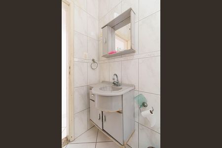 Casa à venda com 300m², 3 quartos e 6 vagas Casa à venda com 300m², 3 quartos e 6 vagasBanheiro 2