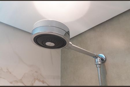 Banheiro de kitnet/studio para alugar com 1 quarto, 24m² em Vila da Saúde, São Paulo