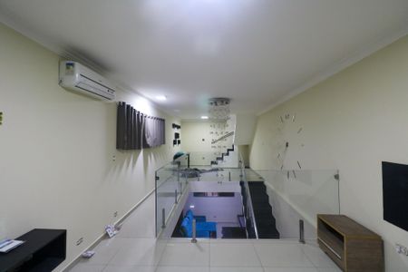 Casa para alugar com 260m², 2 quartos e 1 vaga Casa para alugar com 260m², 2 quartos e 1 vagaQuarto