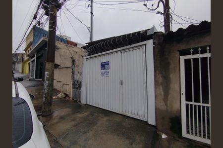 Casa para alugar com 260m², 2 quartos e 1 vaga Casa para alugar com 260m², 2 quartos e 1 vagaFachada