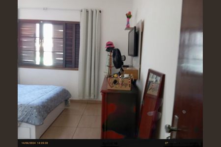 DORMITORIO de casa à venda com 4 quartos, 156m² em Vila Yolanda, Osasco