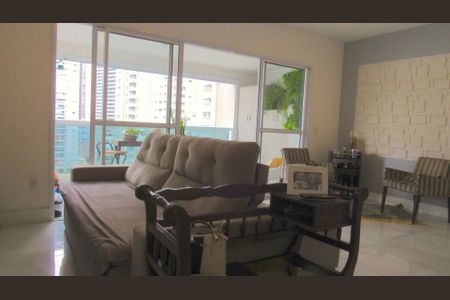 Apartamento à venda com 90m², 2 quartos e 1 vagaSala