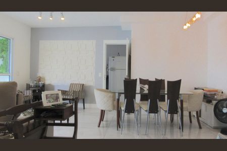 Apartamento à venda com 90m², 2 quartos e 1 vagaSala